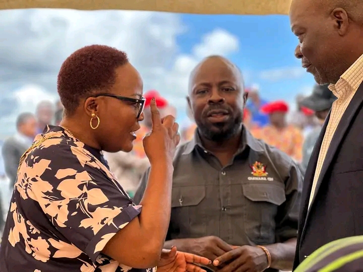 Over 90 Cooperatives In Chawama Constituency Receive Grants; 865 Youths Awarded Skills And Boarding Secondary School Bursaries