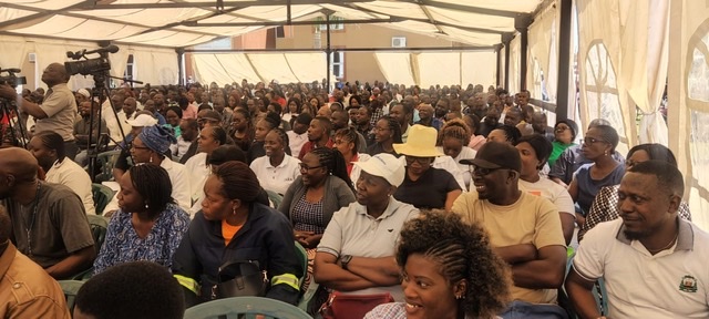 Education Minister Urges School Leaders to Champion Curriculum Reforms