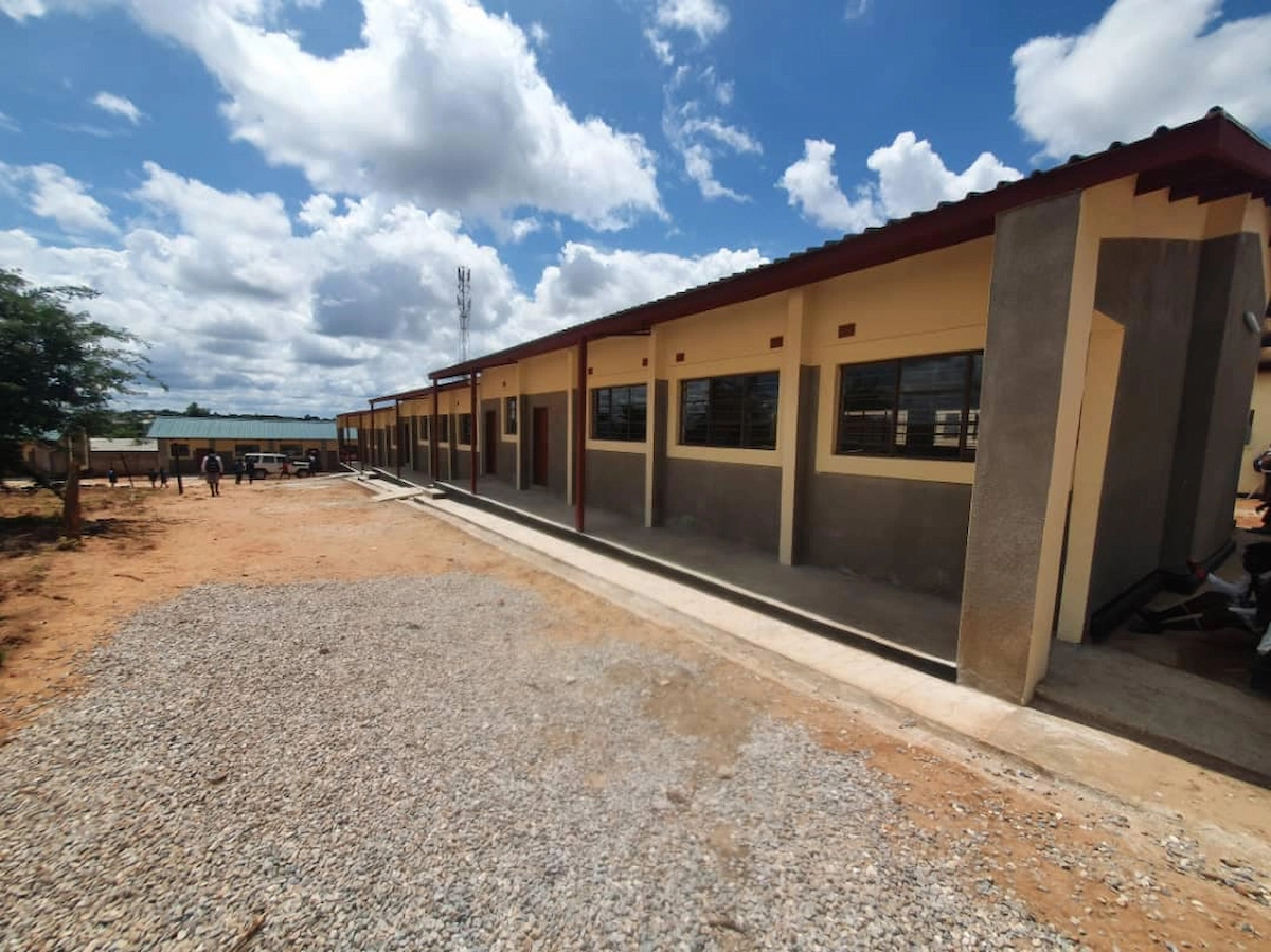 Ministry Of Education Unveils New Wing At Shifwankula Secondary School In Chibombo District.