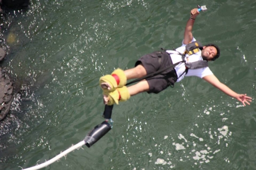 Bungee jumping - The Ultimate Adrenaline Rush