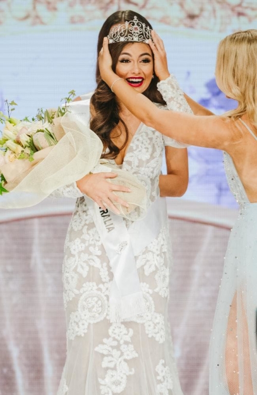 AUSTRALIA'S FRANCESCA HUNG IS MISS UNIVERSE