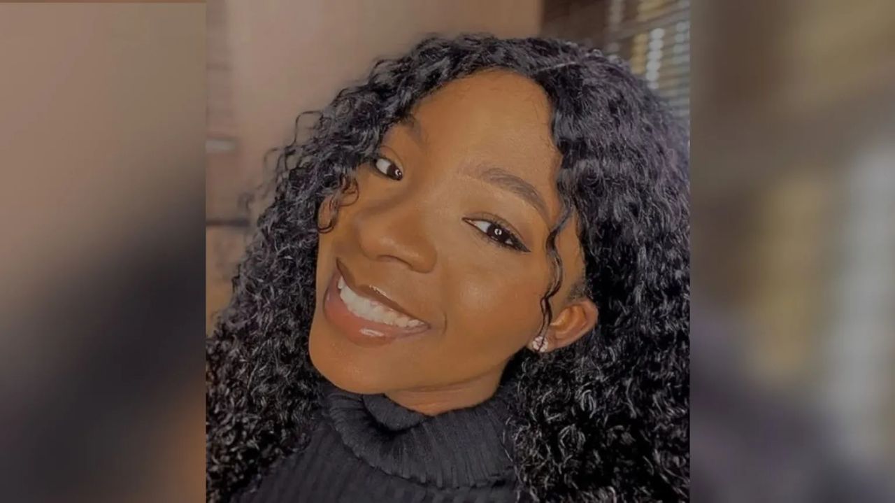 ASPIRING NIGERIAN SINGER DIES AFTER SNAKE BITE IN ABUJA.