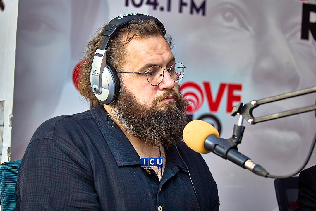 Dr. Artem Davydov